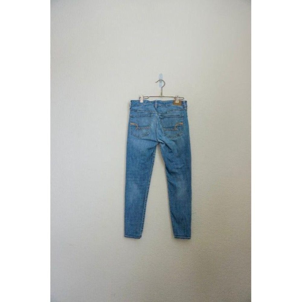 American Eagle medium wash jean jeggings - Picture 7 of 9
